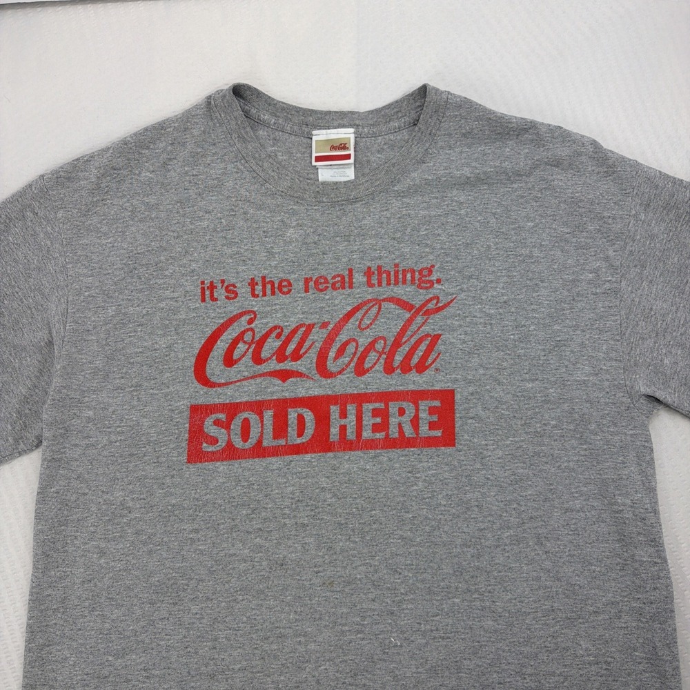 Vintage Vibe Coca-Cola Gray Graphic Tee Shirt Men's Size L It's The Real Thing